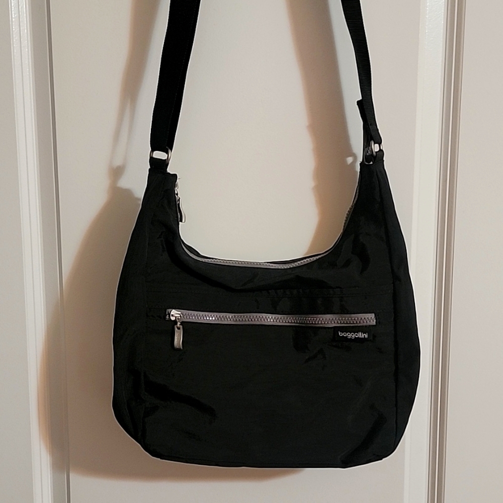 Baggallini long strap bag crossbody